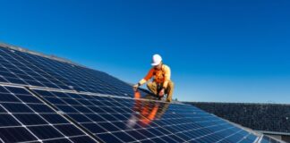 פאנלים סולאריים ומערכות סולאריות – העתיד האנרגטי של הבית והעסק