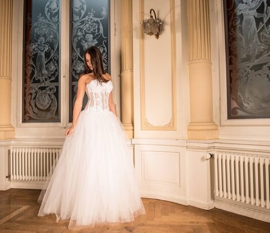 להרגיש כמו מלכה ליום אחד: הסודות של גזרת הנסיכה הנצחית